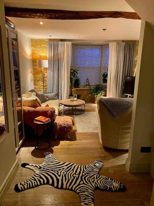 Historic Cotswold Chic Style For Uk Staycation Bourton-on-the-Water Kültér fotó
