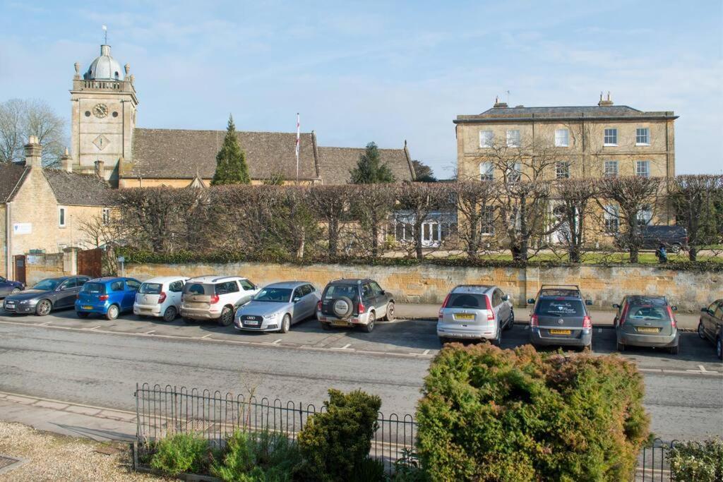 Historic Cotswold Chic Style For Uk Staycation Bourton-on-the-Water Kültér fotó