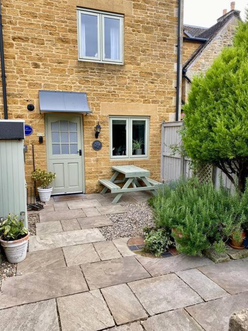 Historic Cotswold Chic Style For Uk Staycation Bourton-on-the-Water Kültér fotó